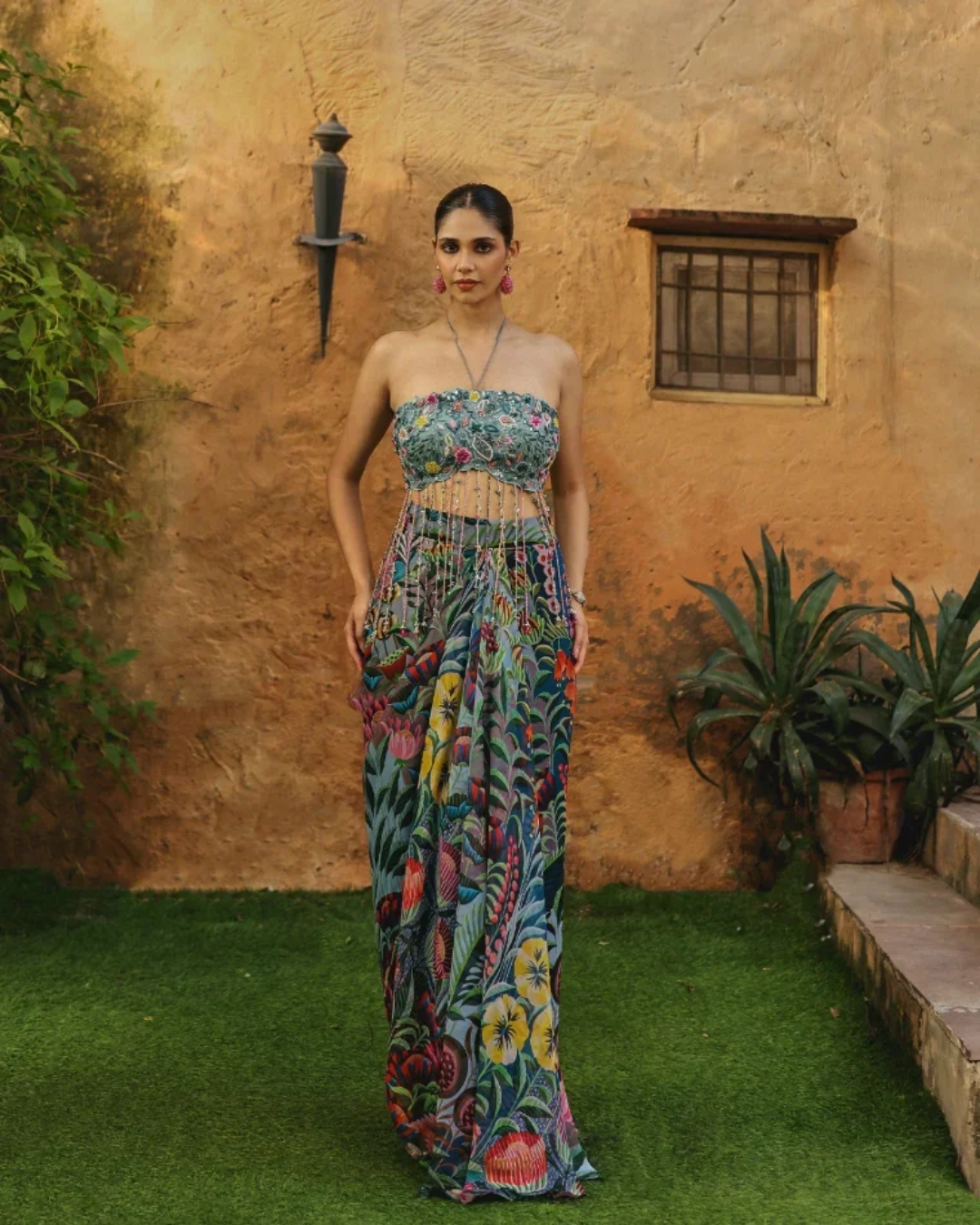Label Moni K - Fleur Drape Set From Naqsh