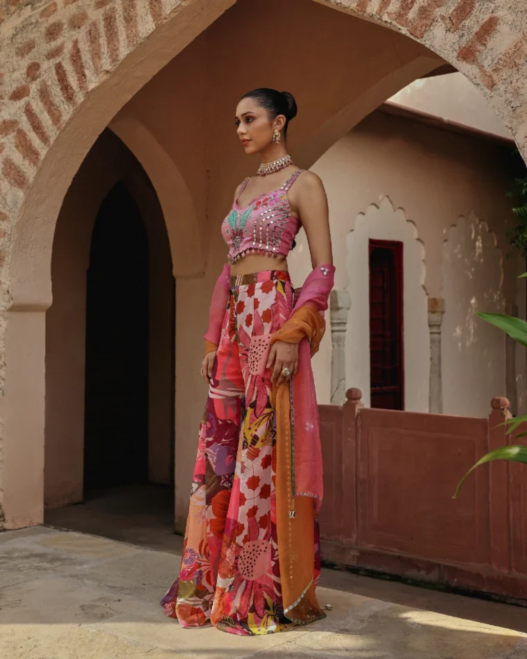 Label Moni K - Calista From Naqsh