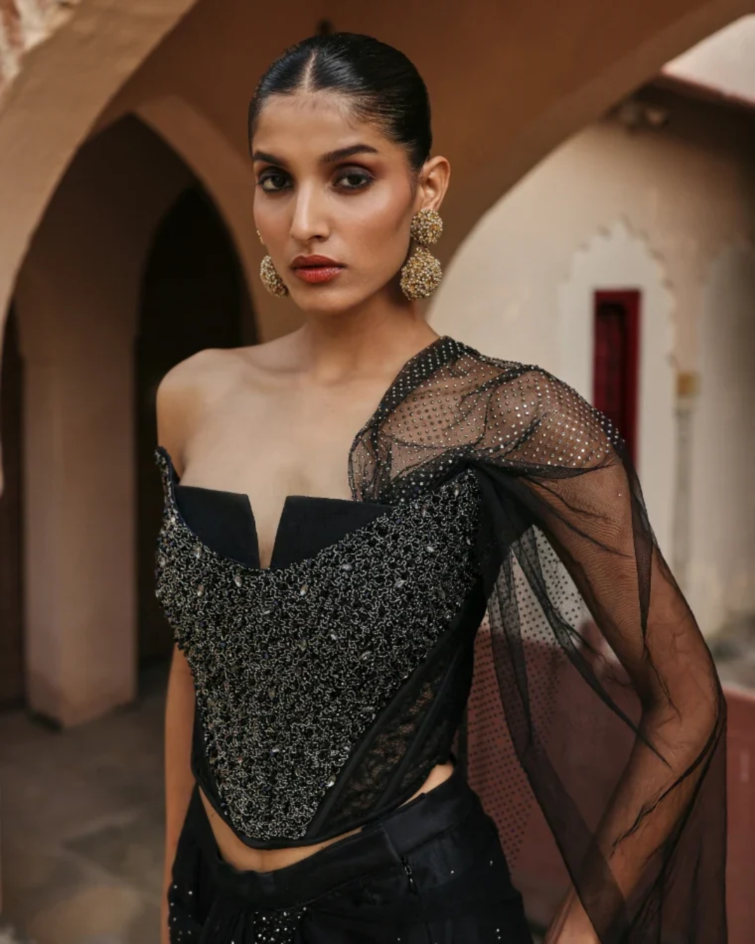Label Moni K - Onyx Drape Set From Naqsh