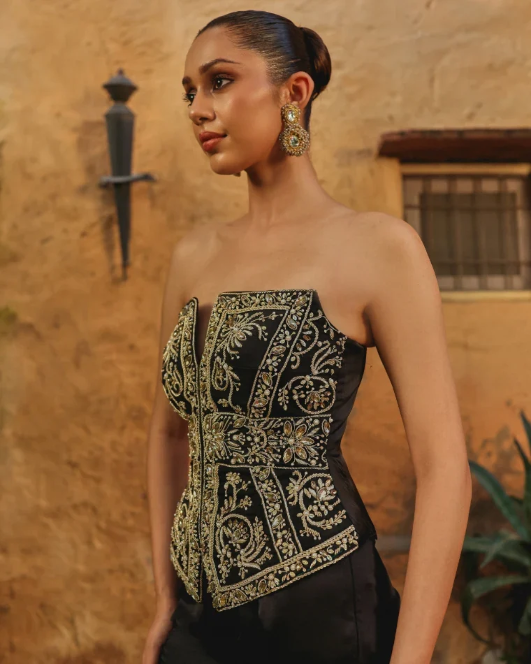 Label Moni K - Misha Pant Set From Naqsh
