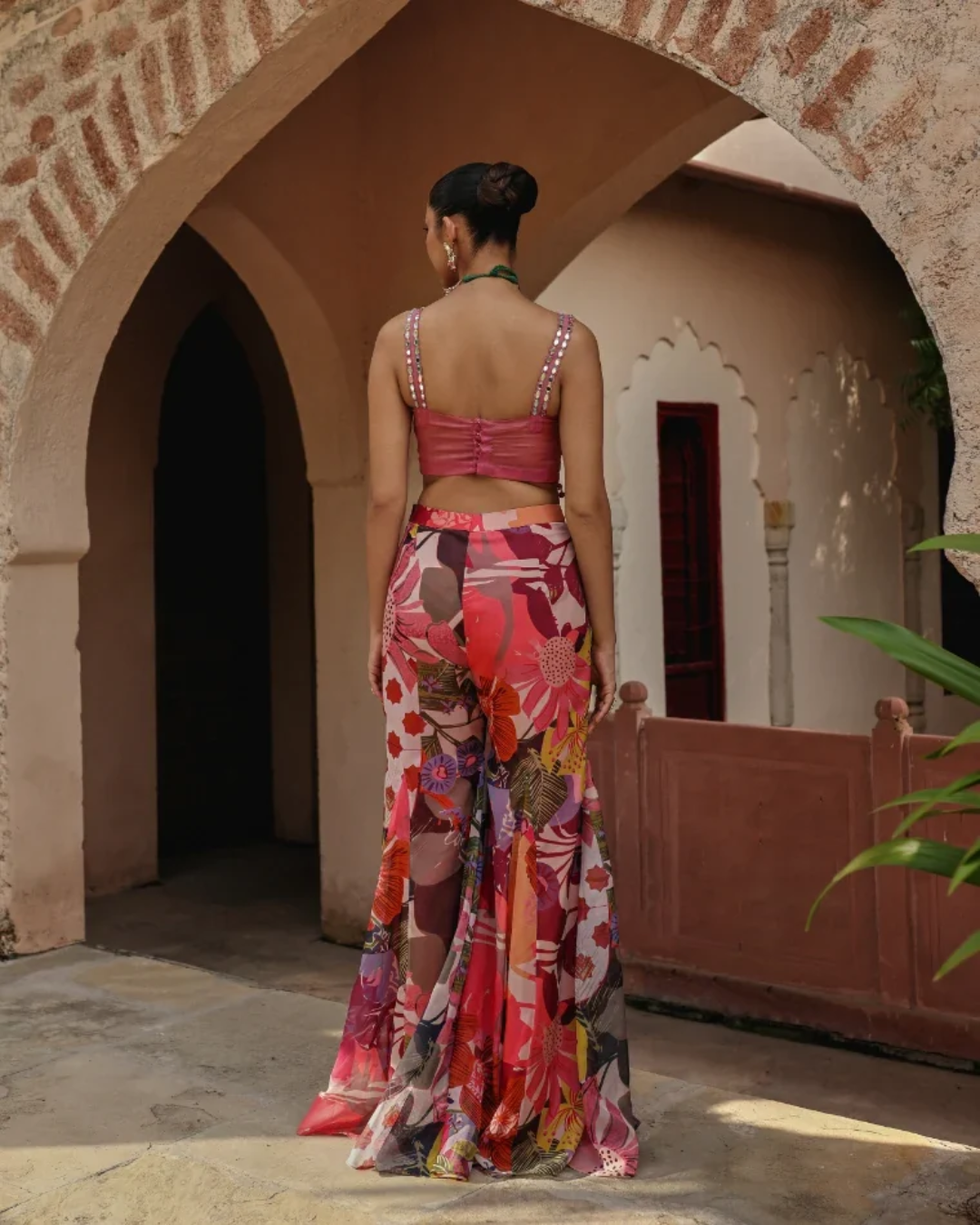 Label Moni K - Calista From Naqsh