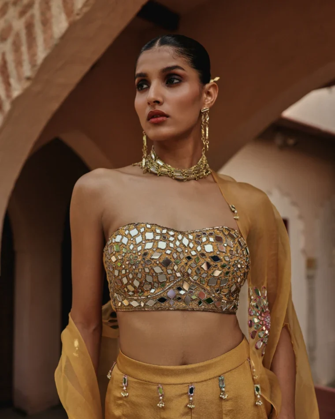 Label Moni K - Mirror Mango Cape Set From Naqsh