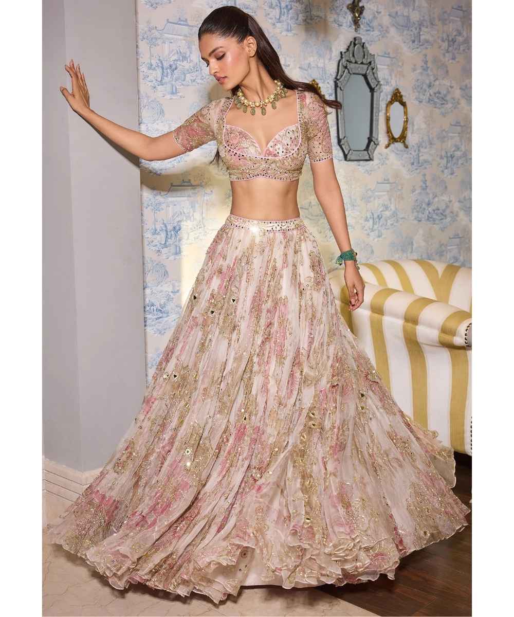 MAHIMA MAHAJAN - Wafaa