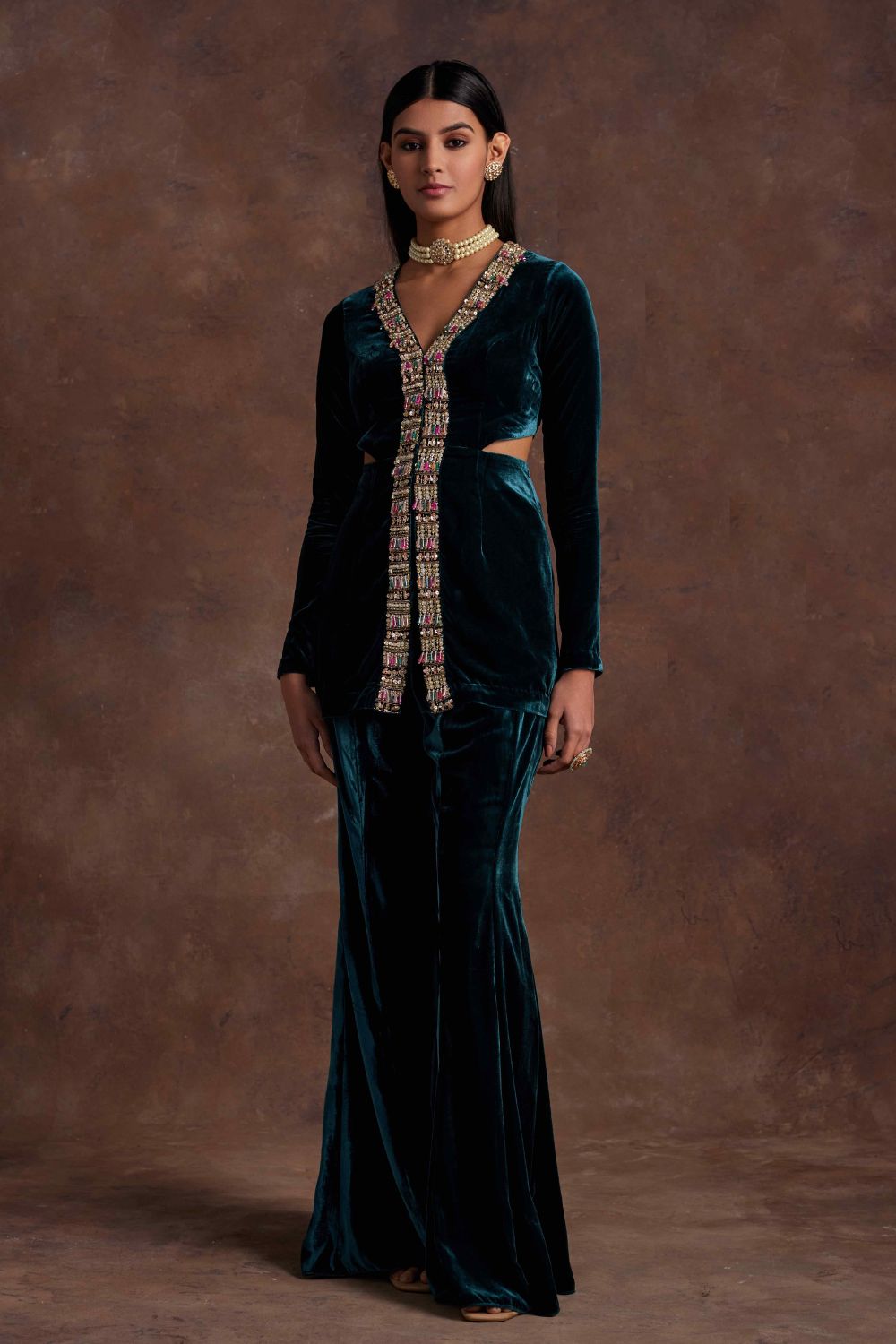 Sanya Gulati - Green Velvet Pantsuit With Cut-out Detailing Set from Mahtab