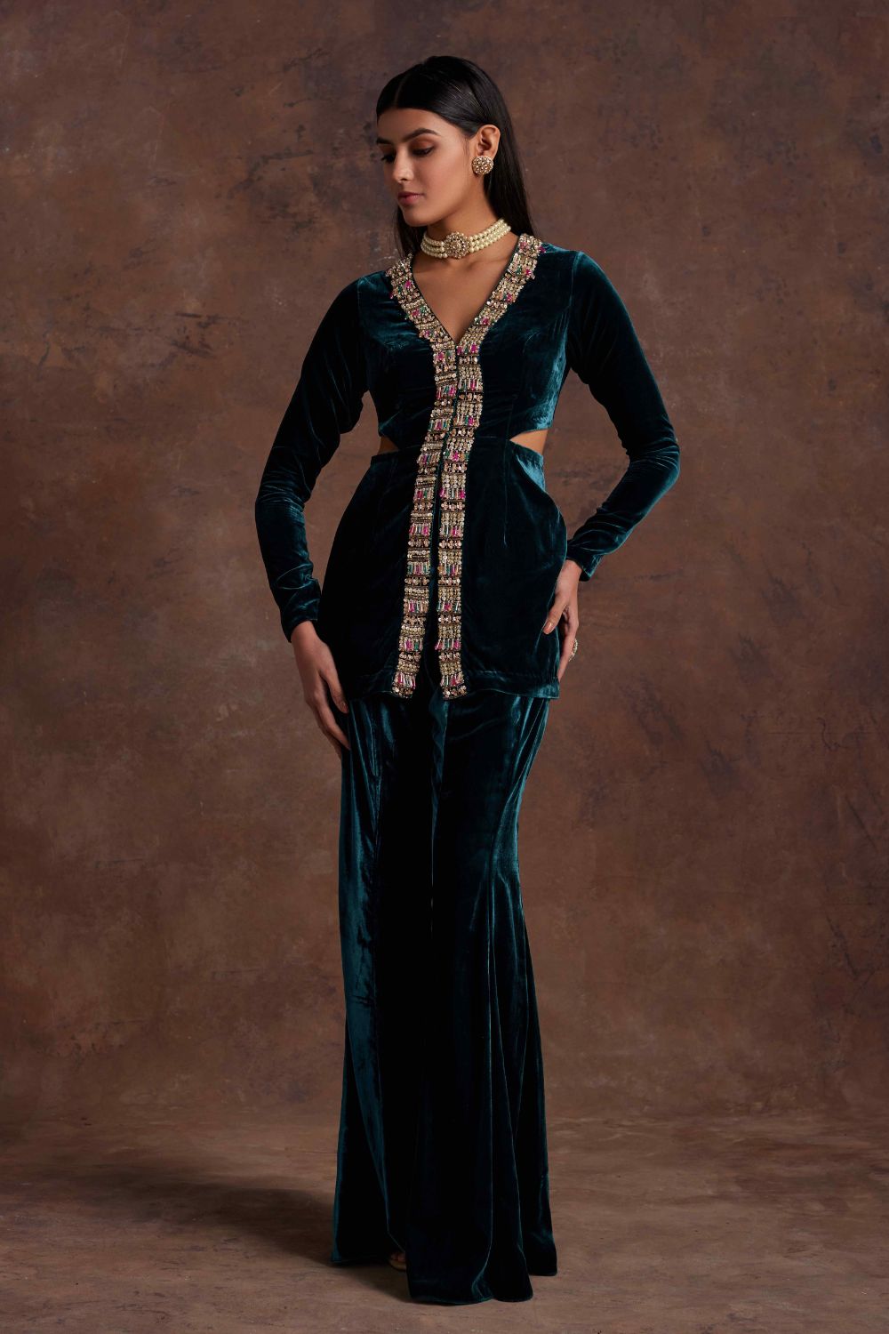 Sanya Gulati - Green Velvet Pantsuit With Cut-out Detailing Set from Mahtab