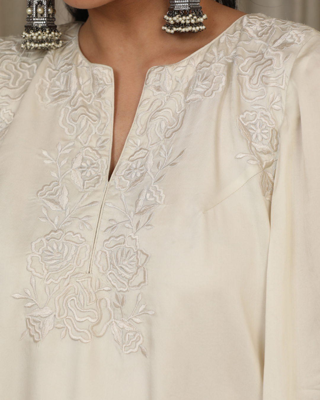 Esha Koul - White Richa Set