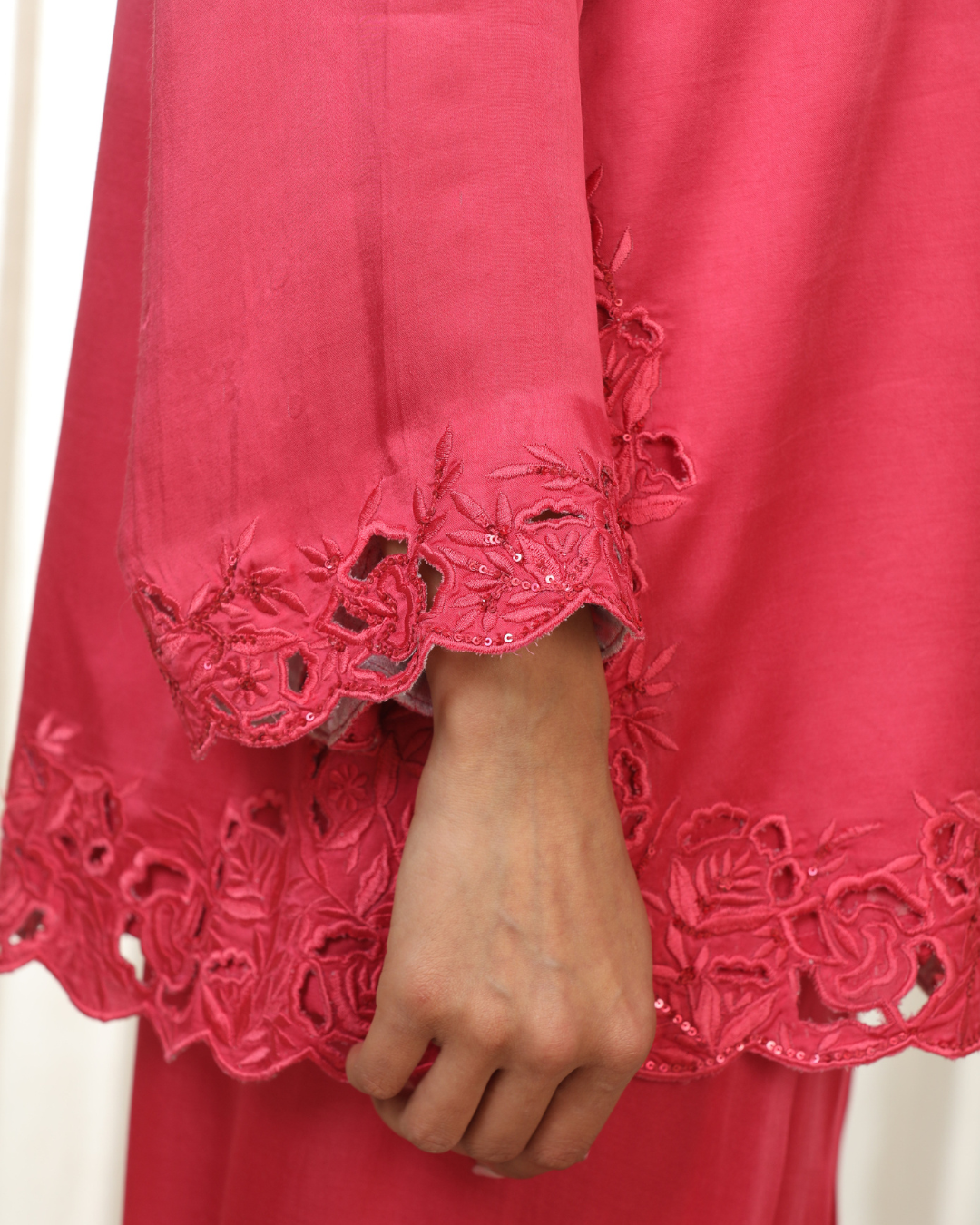 Esha Koul - Kashmiri Pink Richa Set