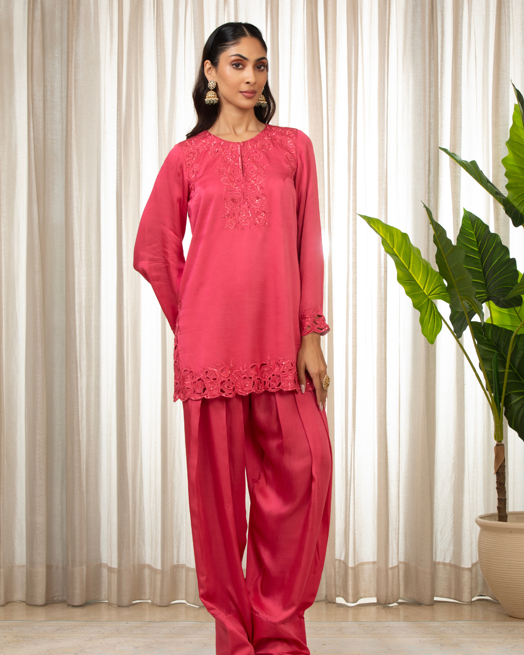 Esha Koul - Kashmiri Pink Richa Set