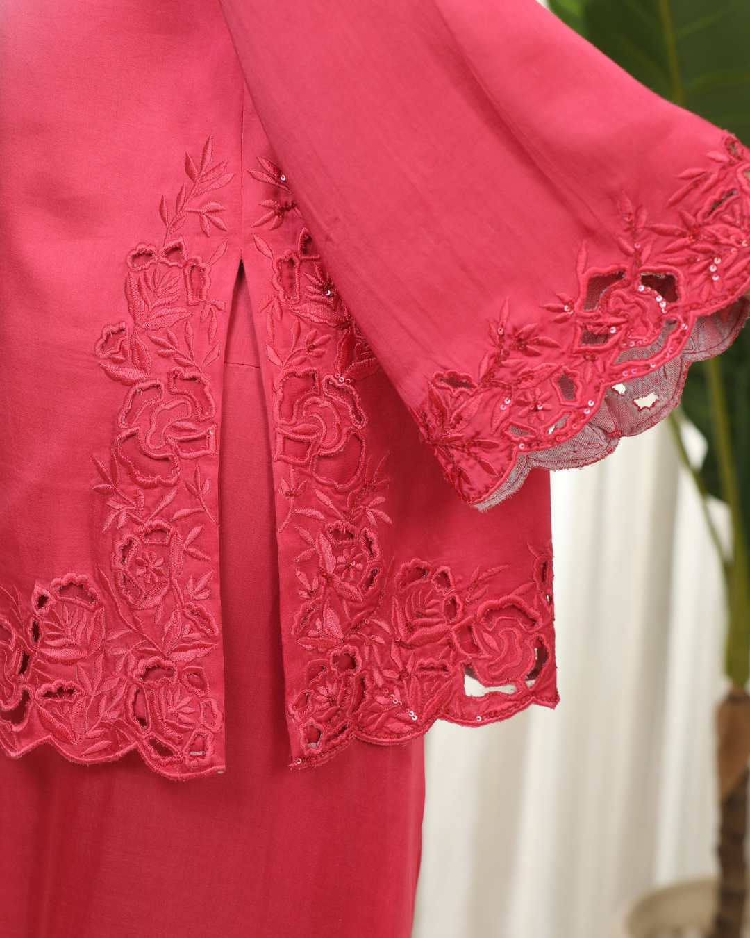 Esha Koul - Kashmiri Pink Richa Set