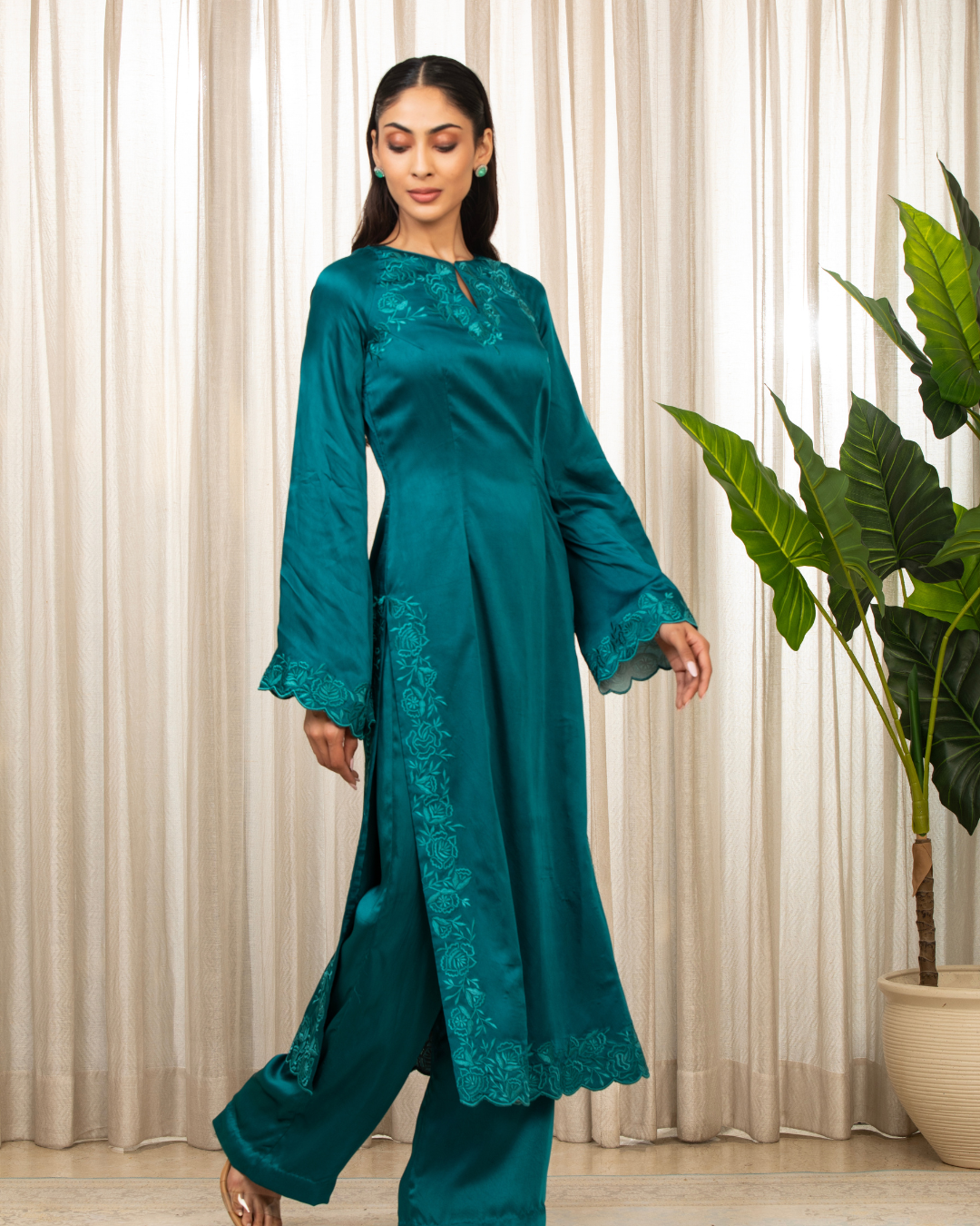 Esha Koul - Teal Richa Long Set