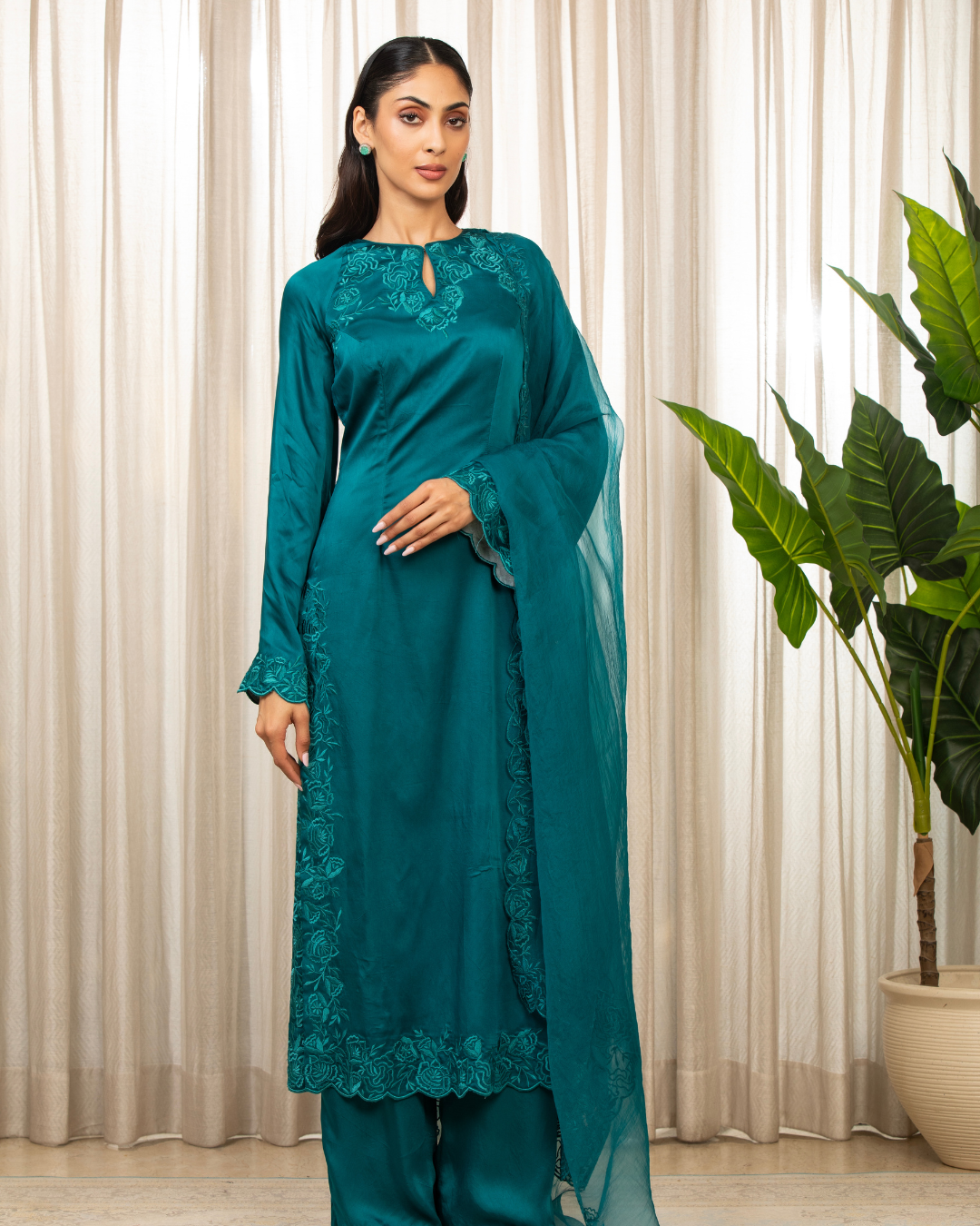 Esha Koul - Teal Richa Long Set