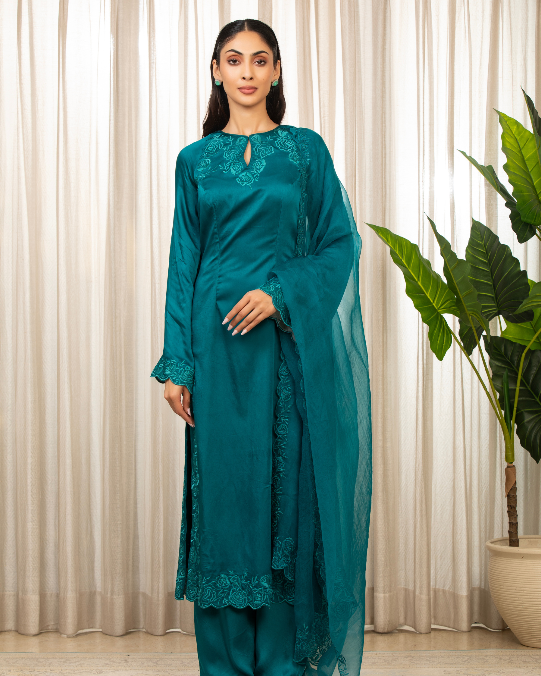 Esha Koul - Teal Richa Long Set