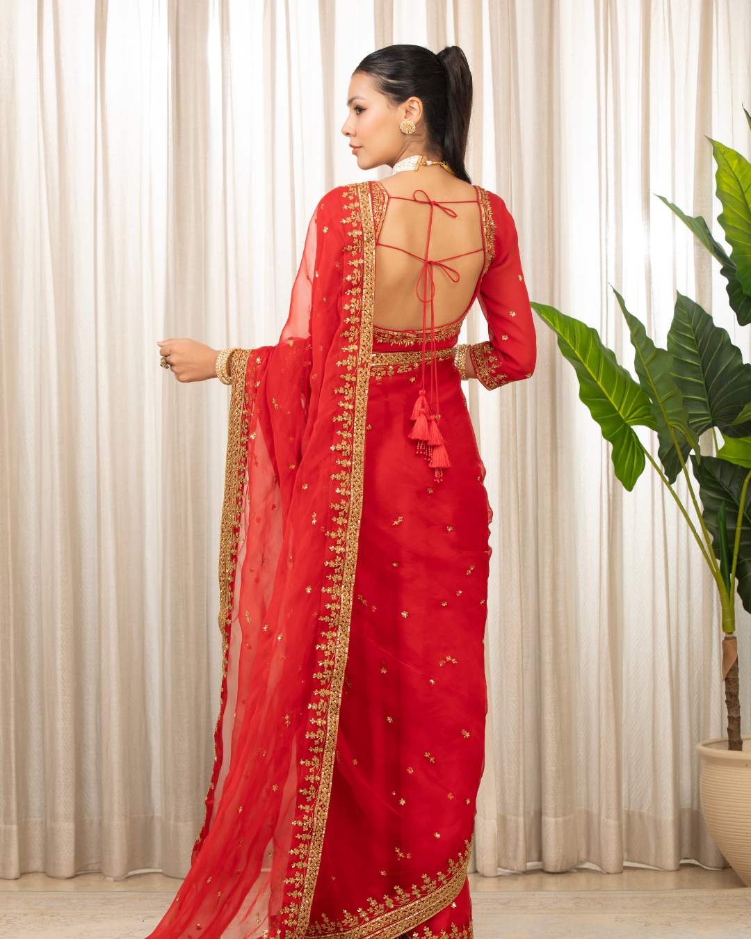 Esha Koul - Laal Andaaz Saree Set