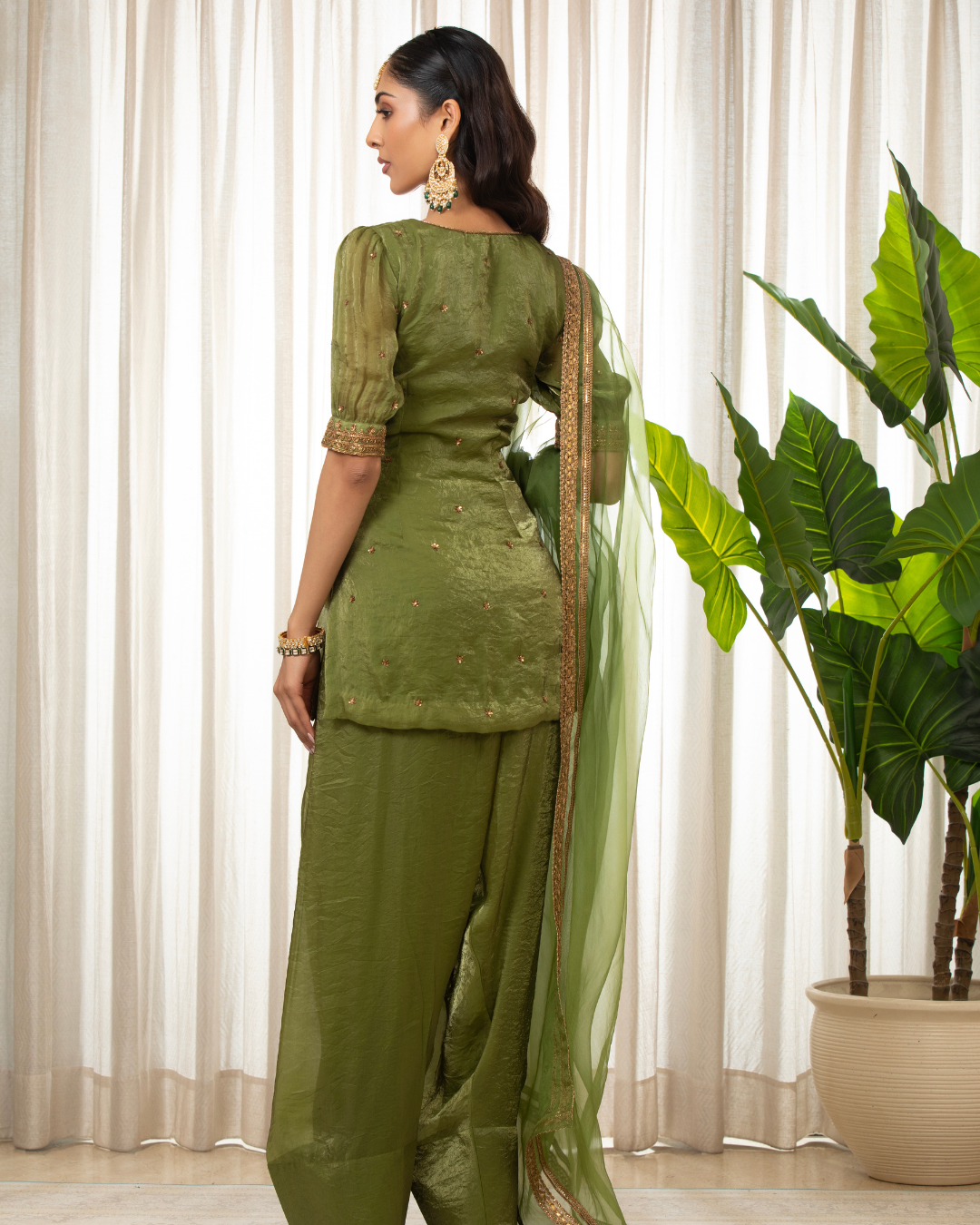 Esha Koul - Eid Kurta Set