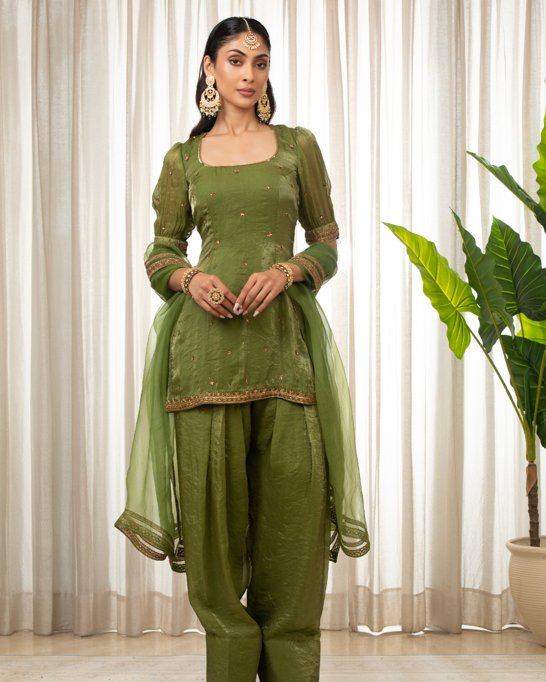 Esha Koul - Eid Kurta Set