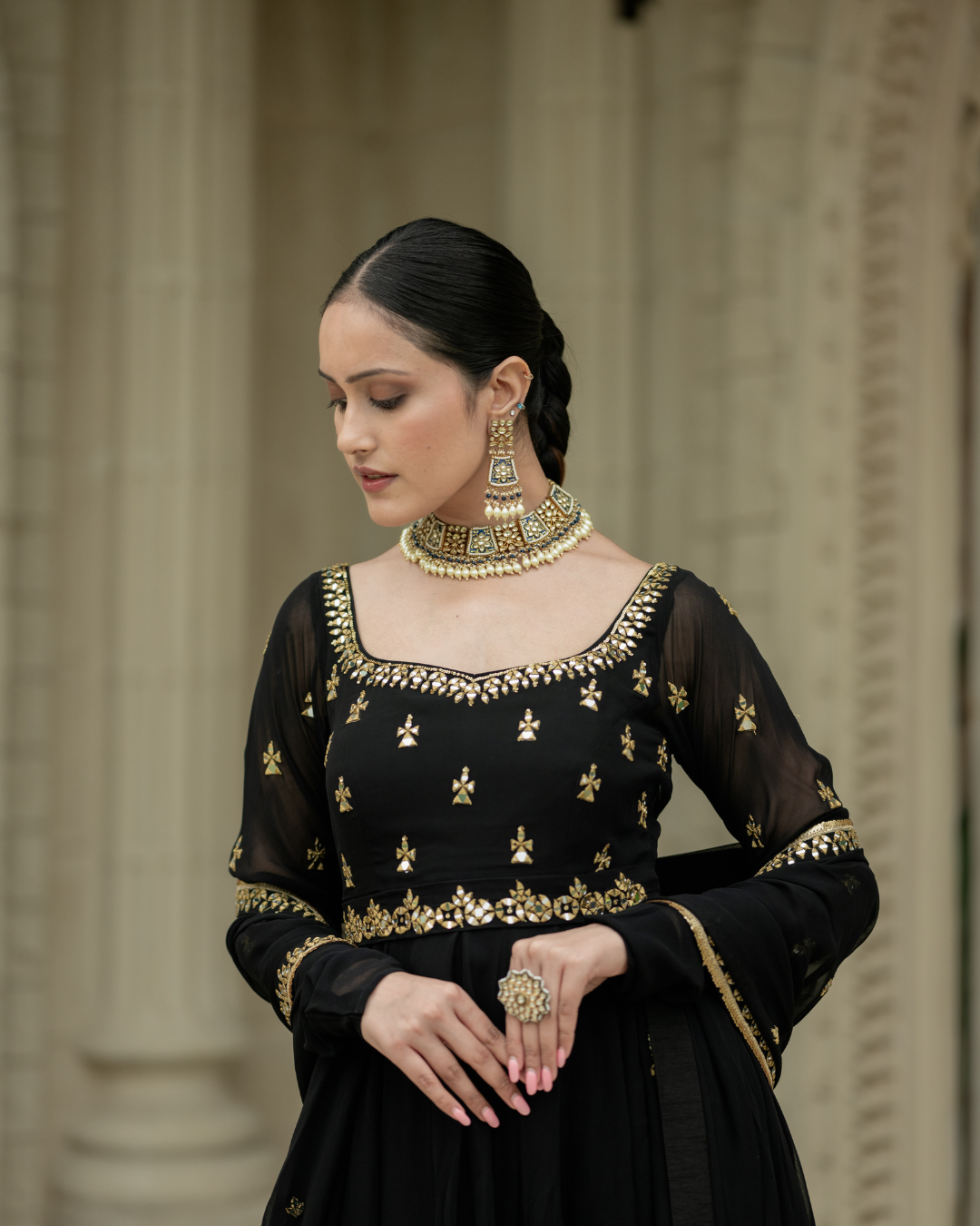 Esha Koul - Black Anarkali From Mirror