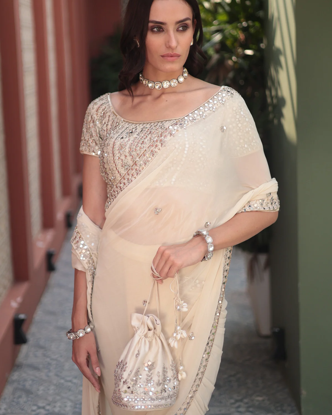 Esha Koul - Offwhite Saree From Mirror