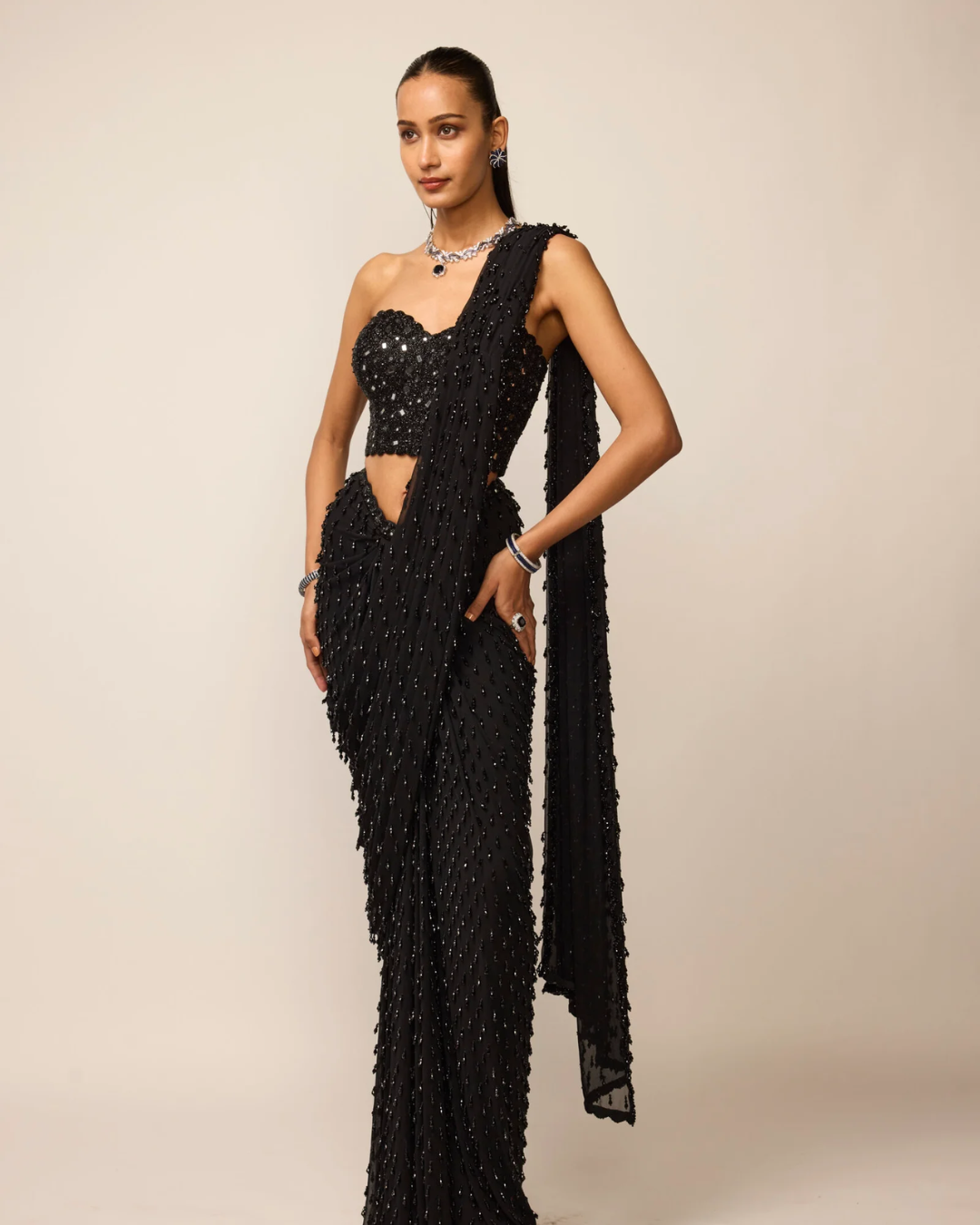 Vvani Vats - Black Single Drop Saree Set From Ziya
