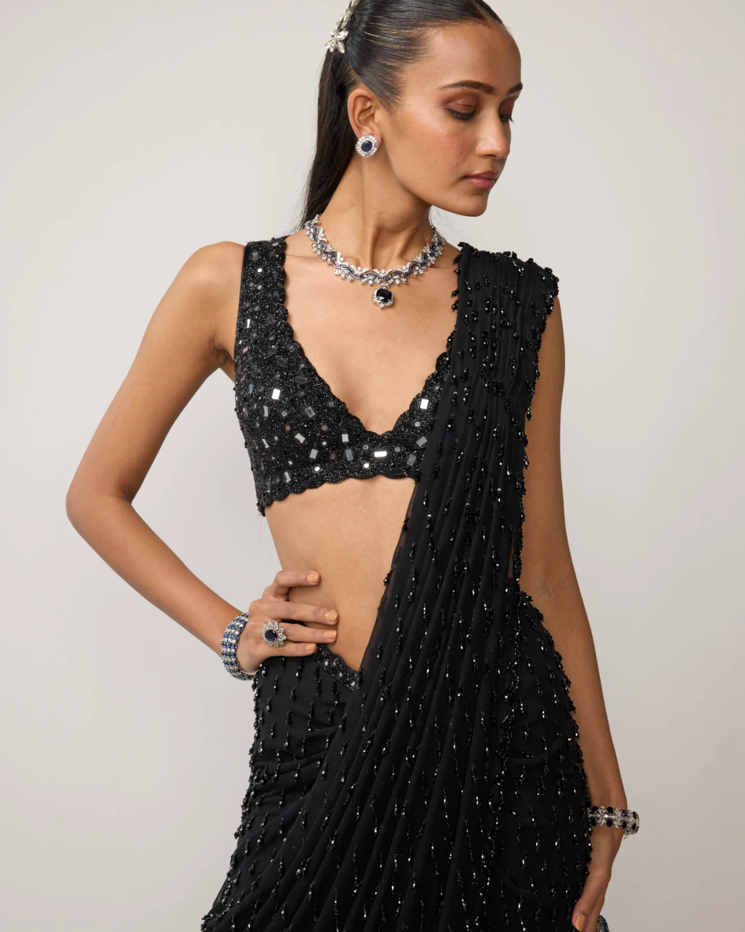 Vvani Vats - Black Single Drop V Neck Saree Set From Ziya
