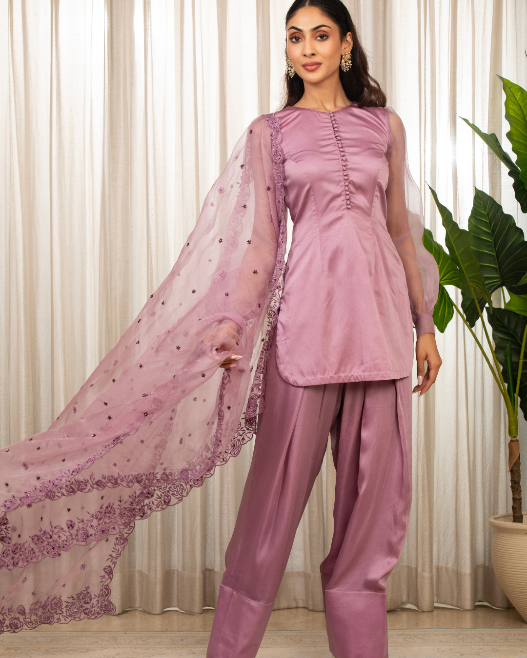 Esha Koul - Lavender Kurta Set