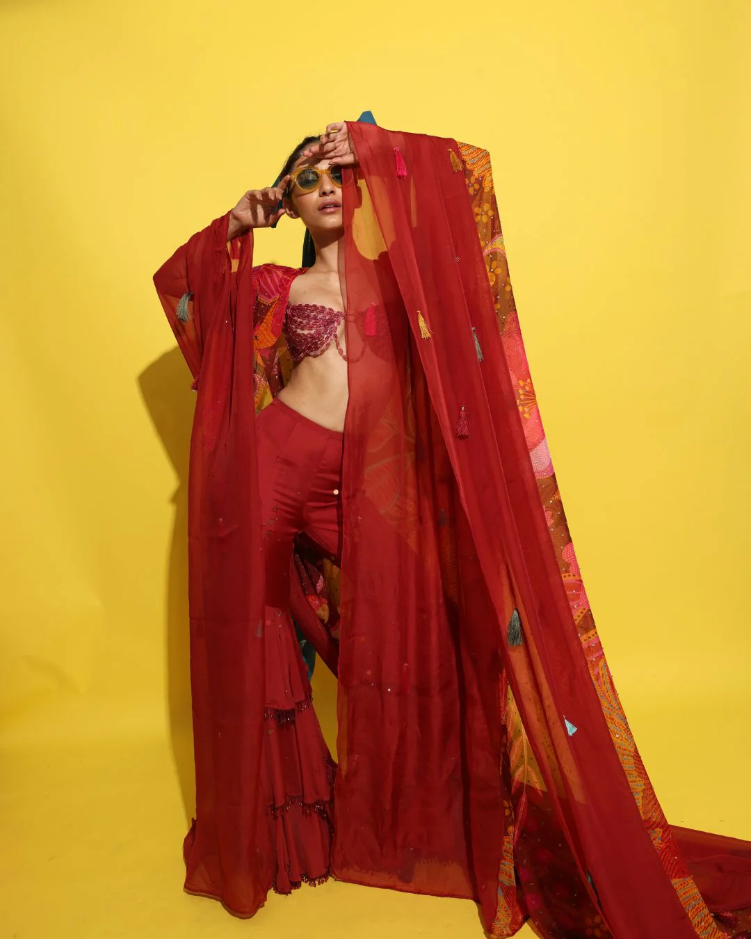 Rishi and Vibhuti - Poo cape Set From Tamasha