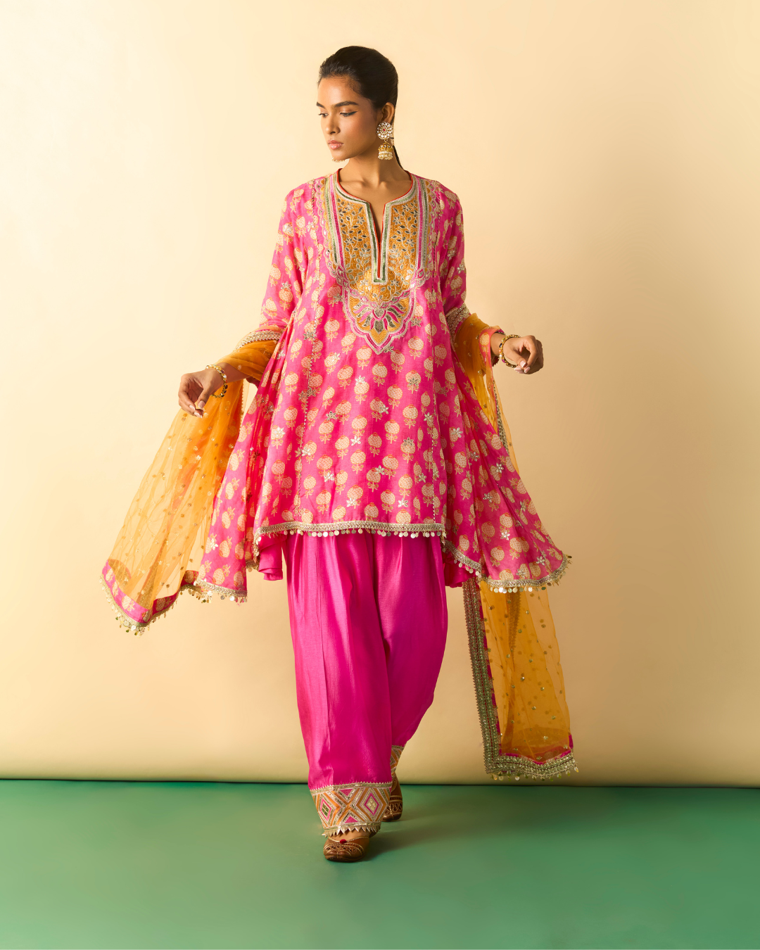 Gopi Vaid - Anvi Farshi Set From Chaar Bagh