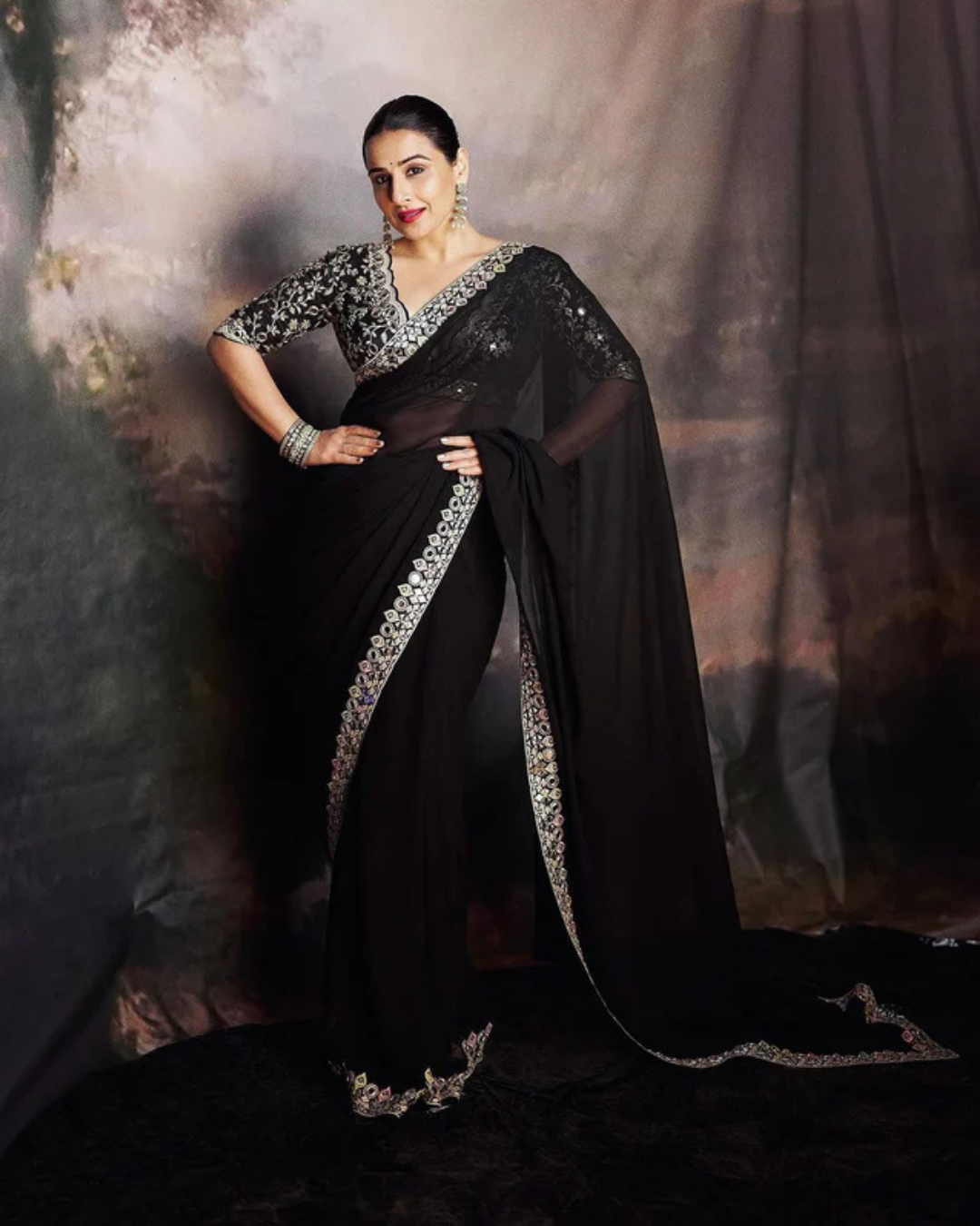 Gopi Vaid - Vidya Balan in Meili Saree Set From Jhilmil