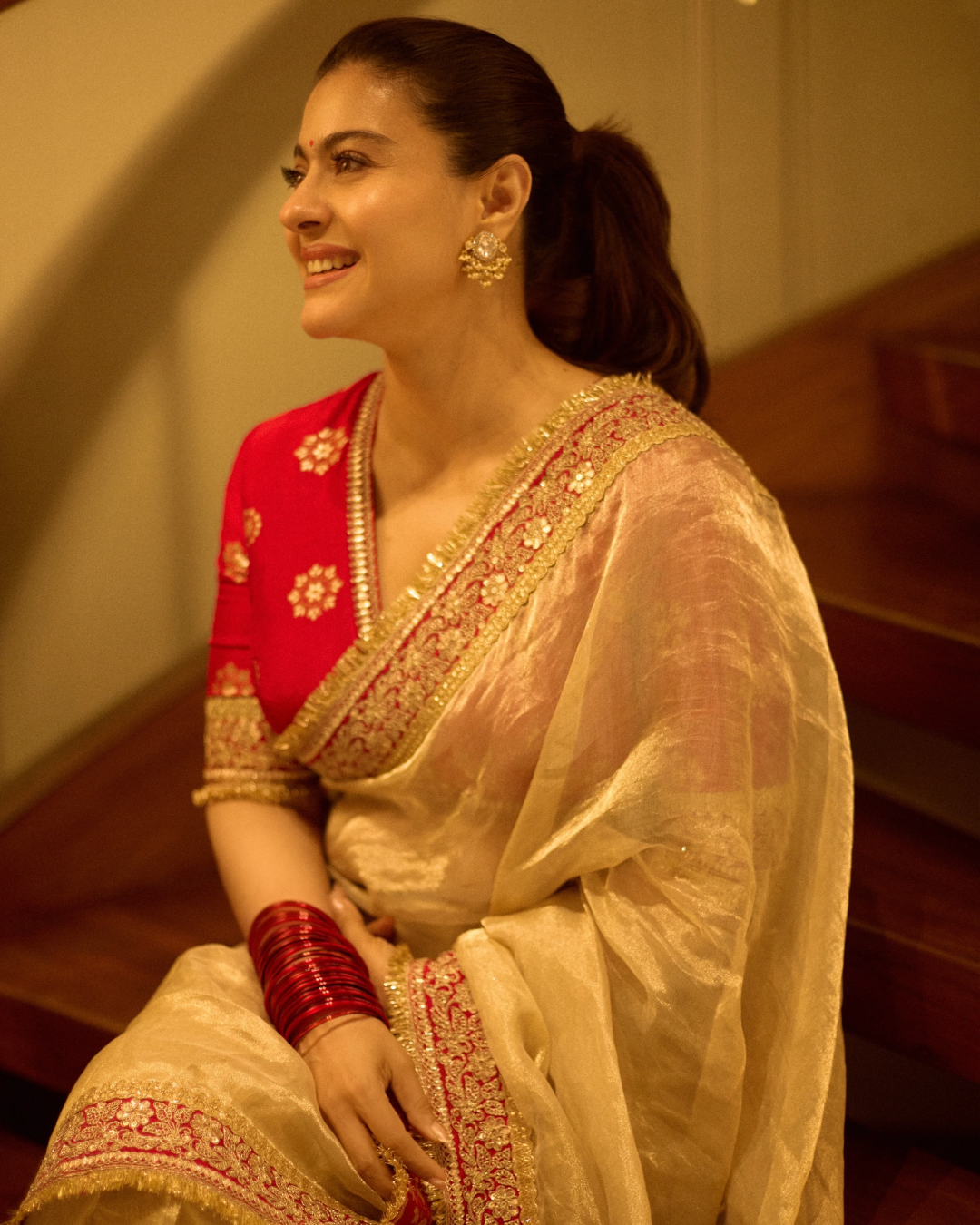 Gopi Vaid - Kajol in Farida Saree Set From Nizaam