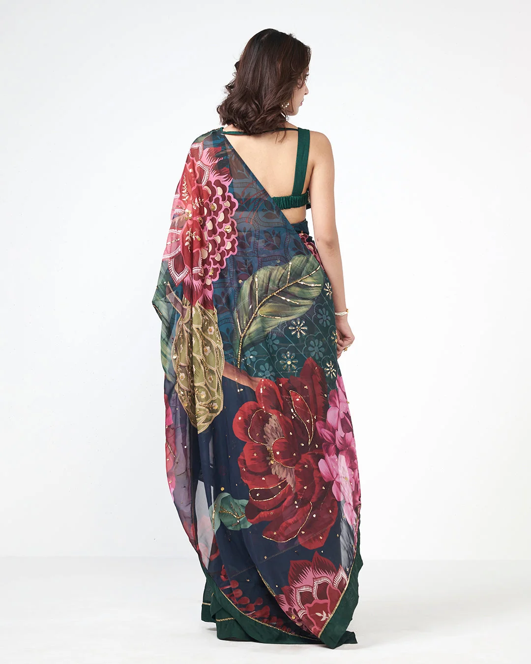 Rishi and Vibhuti - Corbet Glam Wrap From Gulon Ke Rang