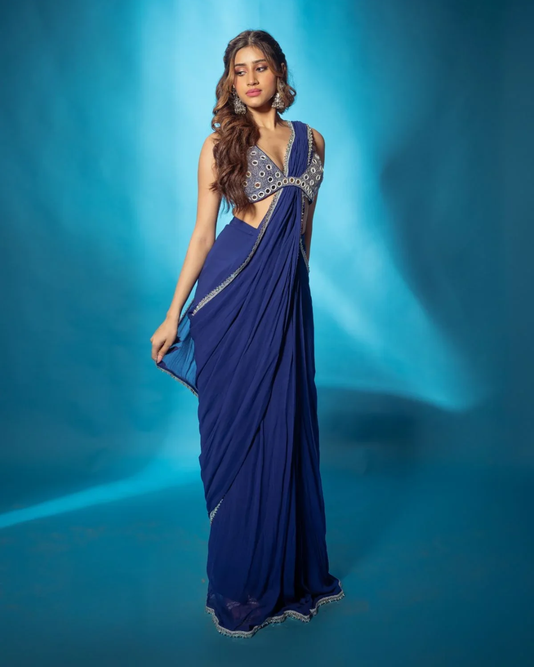 Anisha Shetty - Blue Pre Stitched Saree With Mirror Work Blouse From Rangin