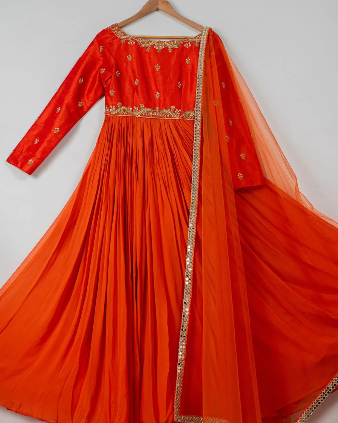 Anisha Shetty - Tangelo Anarkali Set From Rangin