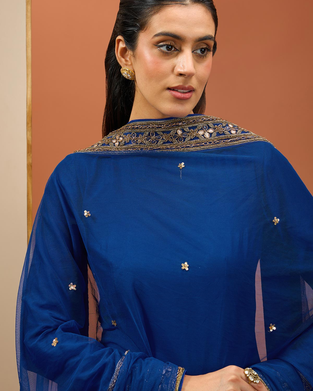 Esha Koul - Blue Straight Kurta Set From Noor