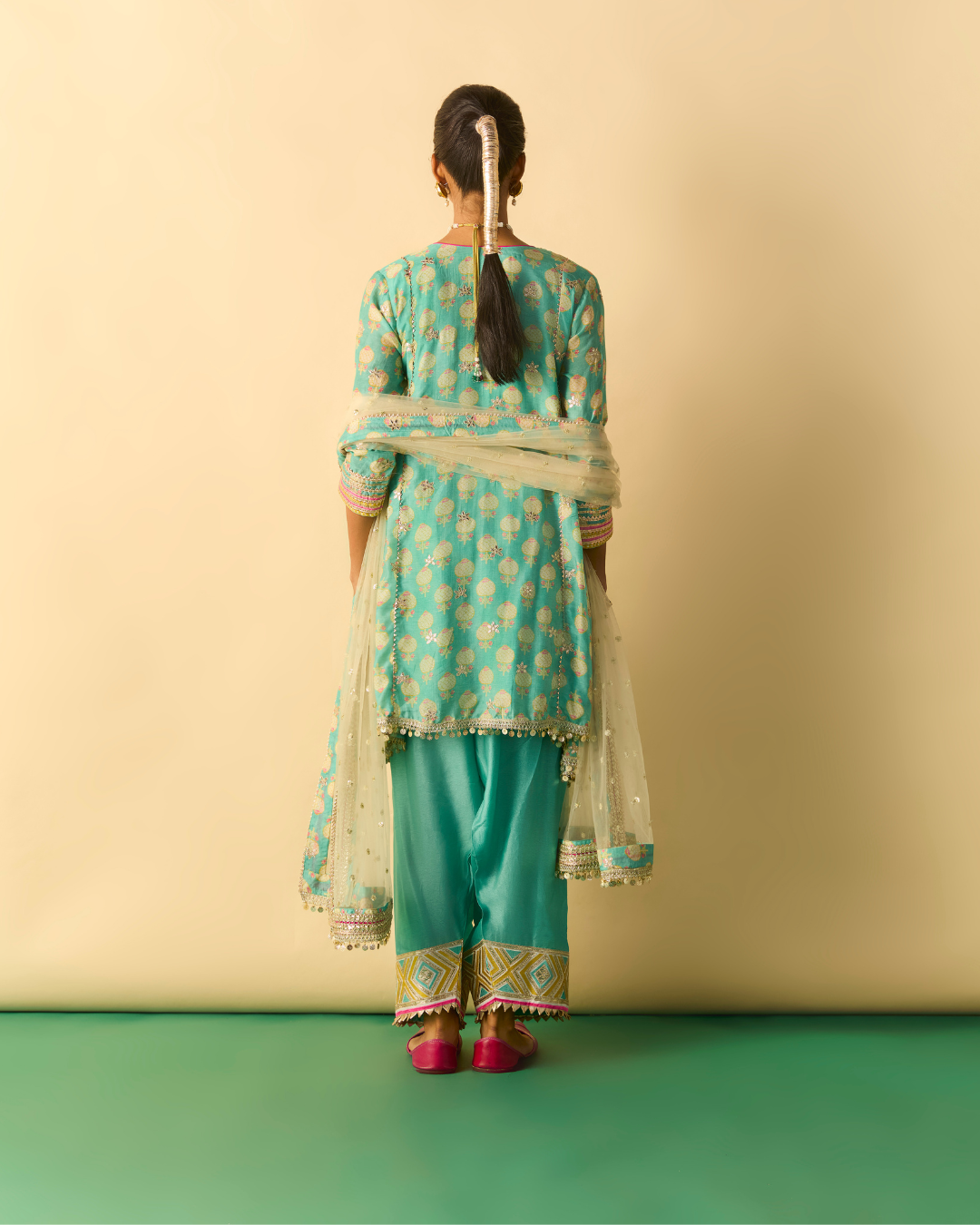 Gopi Vaid - Anvi Farshi Set From Chaar Bagh