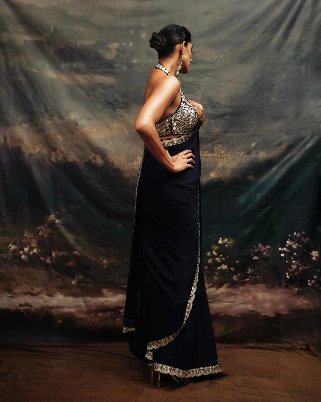 Gopi Vaid - Kubbra Sait Saree From Jhilmil