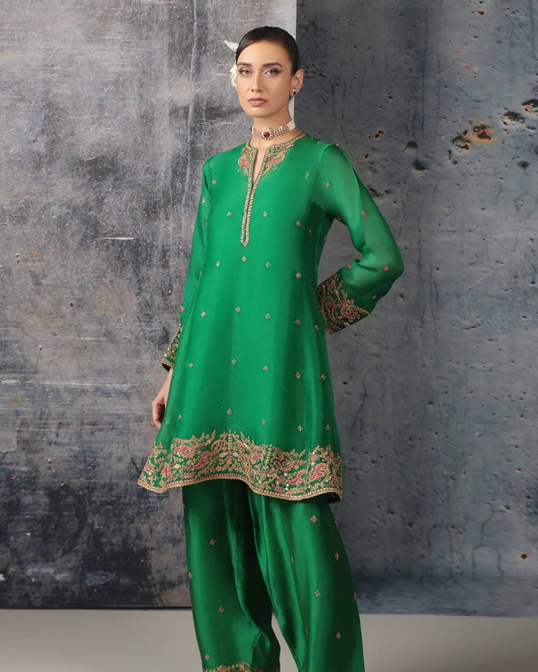 Niti Bothra - Zar-Rang Green Short Pheran Kurta Set