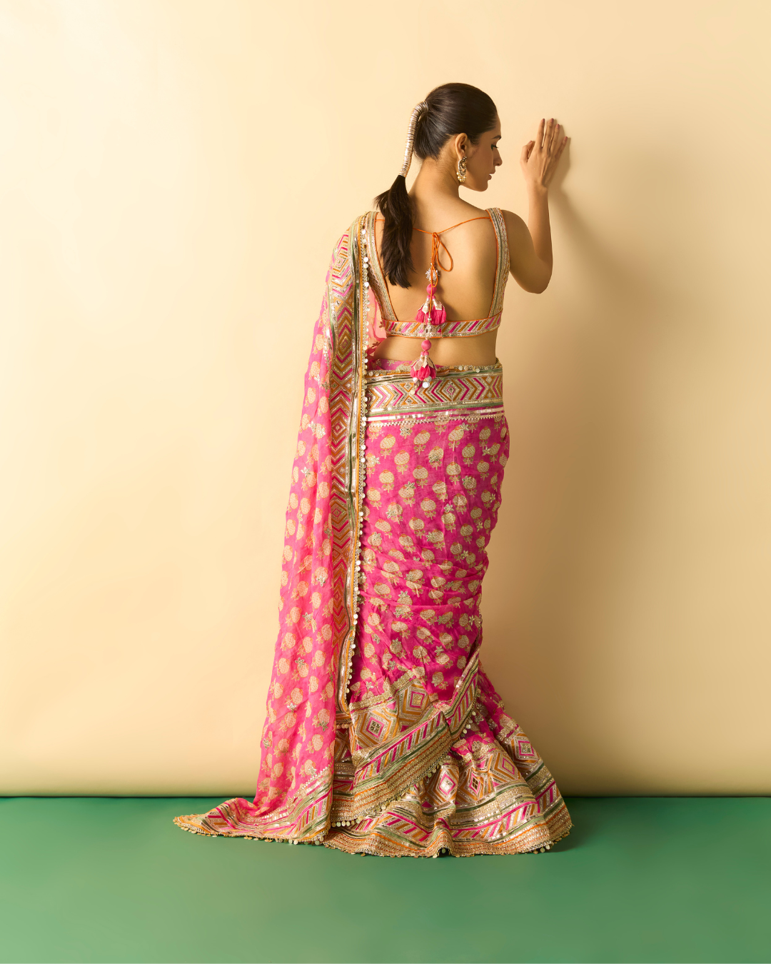 Gopi Vaid - Jasleen Saree Set From Chaar Bagh
