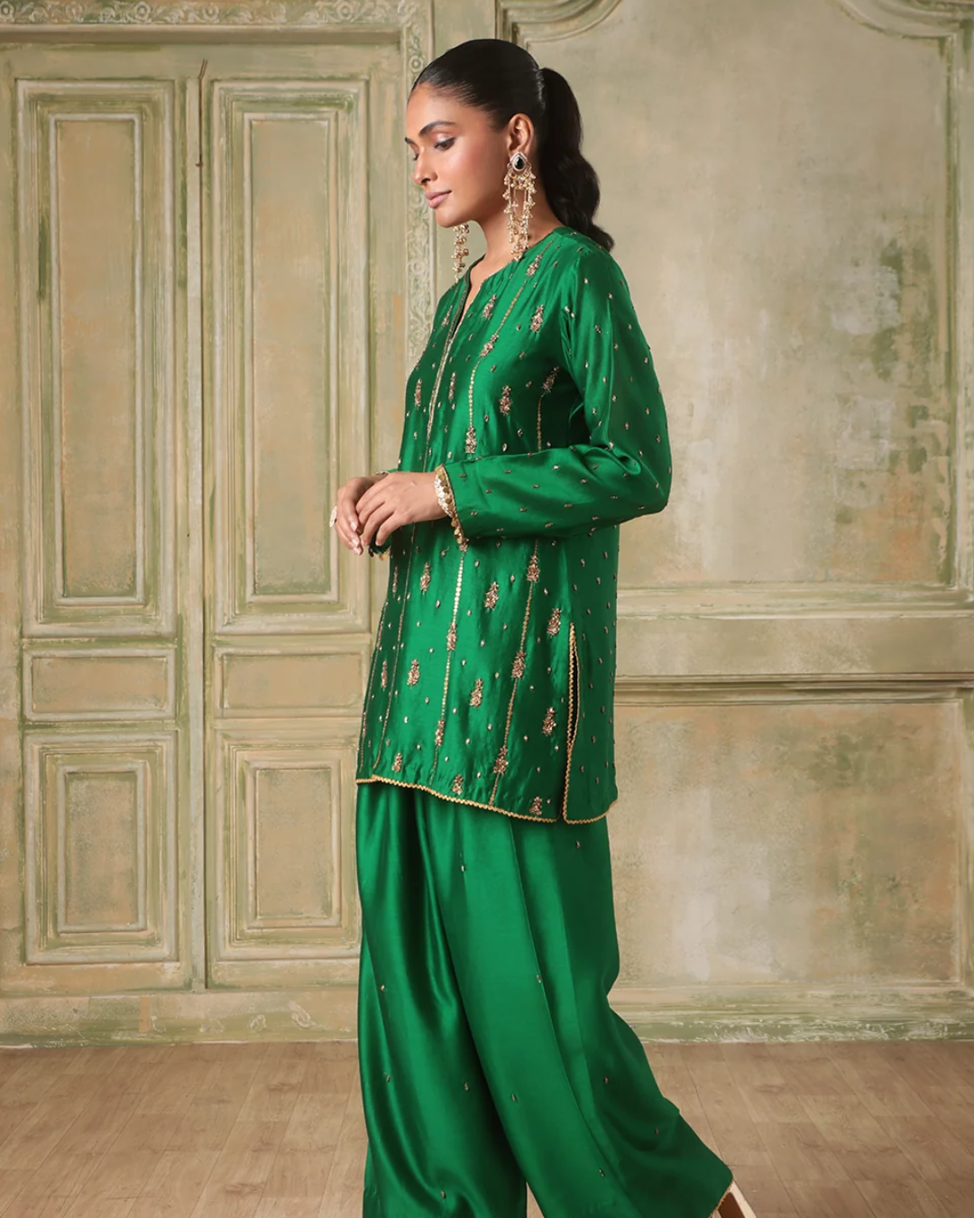 Niti Bothra - Zar-Rang Green Short Buti Kurta Set