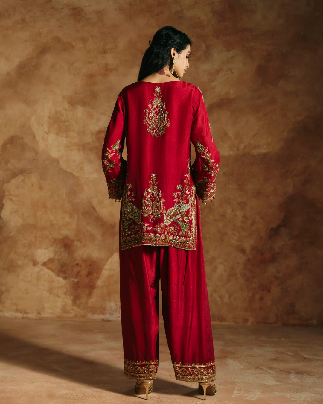 Aman Takyar - Red Kurta Set From Today's Sindh
