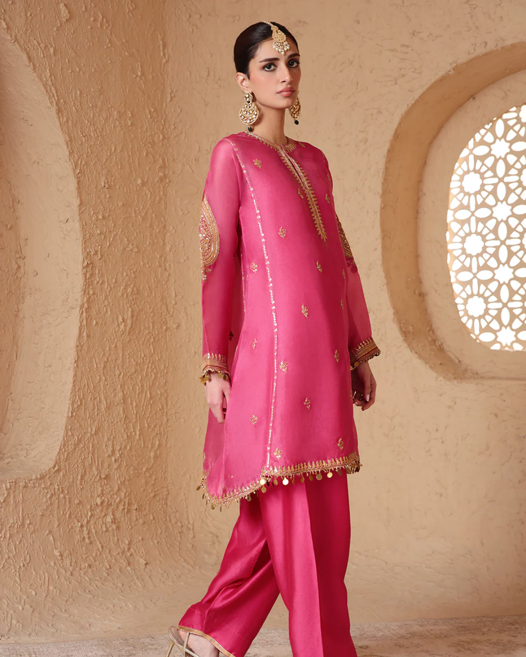 Niti Bothra - Mehrang Pink Short Pheran Kurta Set