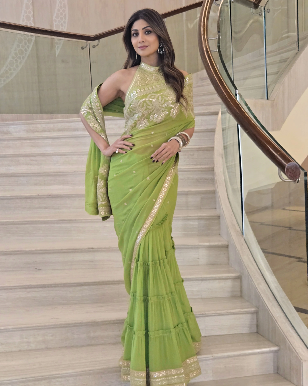 Gopi Vaid - Shilpa Shetty in Naaz Saree Set From Nizaam