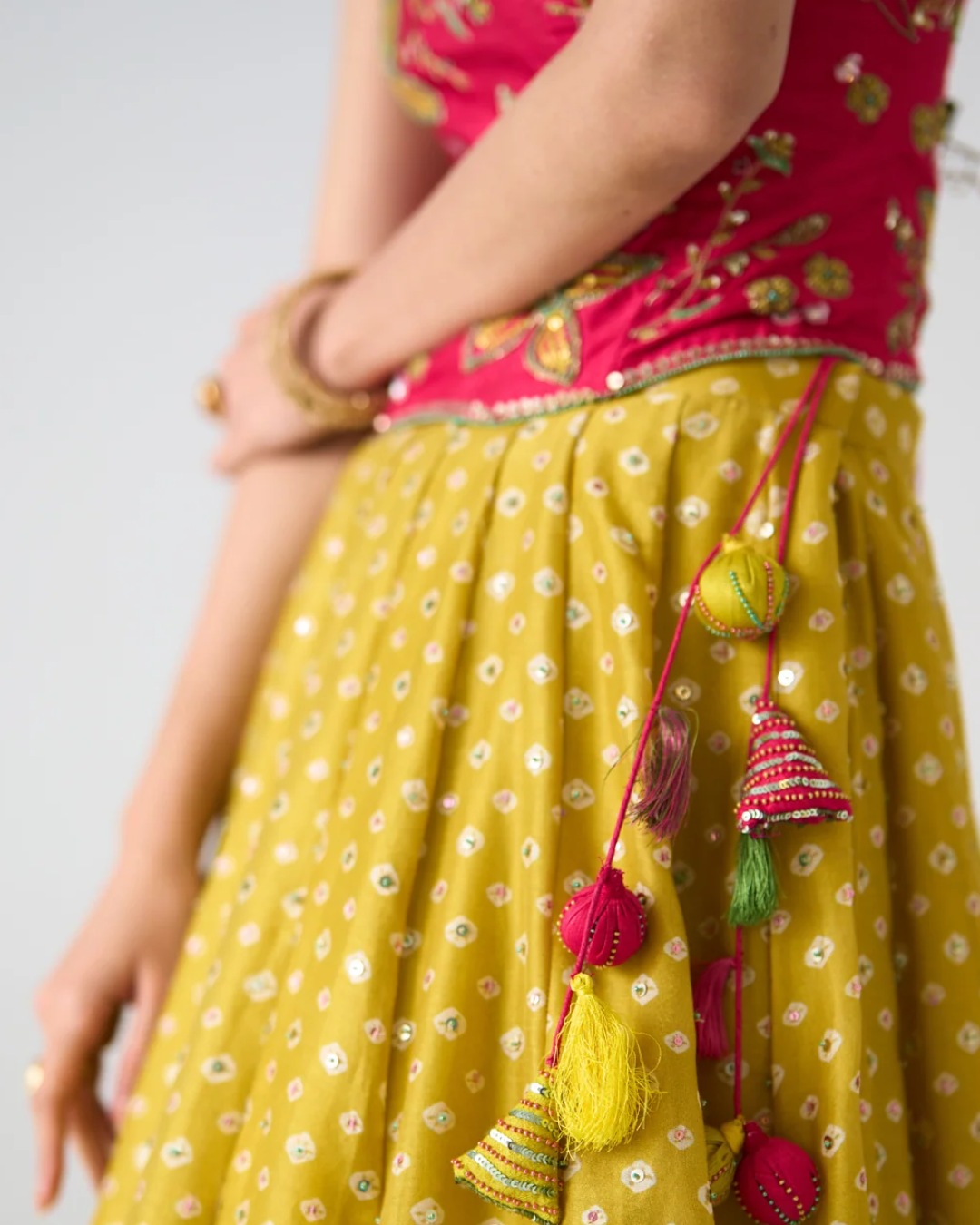 Prevasu - Yellow Printed Corset Set From Gulabo