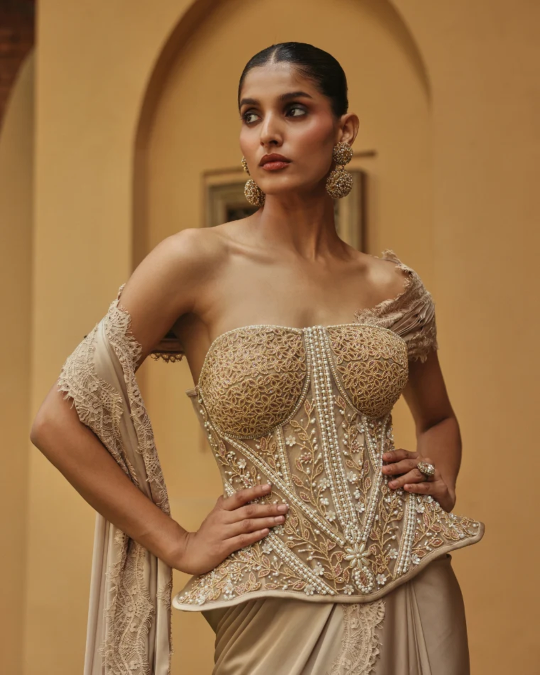 Label Moni K - Noire Lace Set From Naqsh