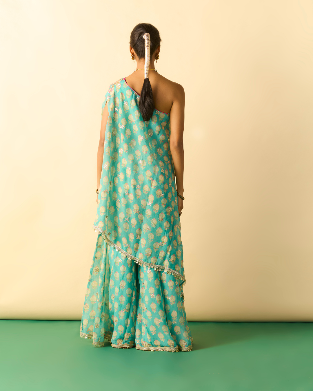 Gopi Vaid - Dia One Shoulder Set From Chaar Bagh