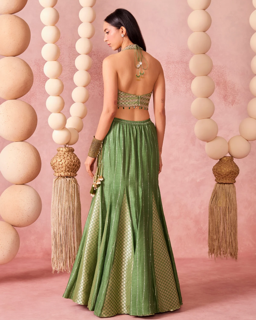 Chamee & Palak - Masakali Lehenga From Jhoom