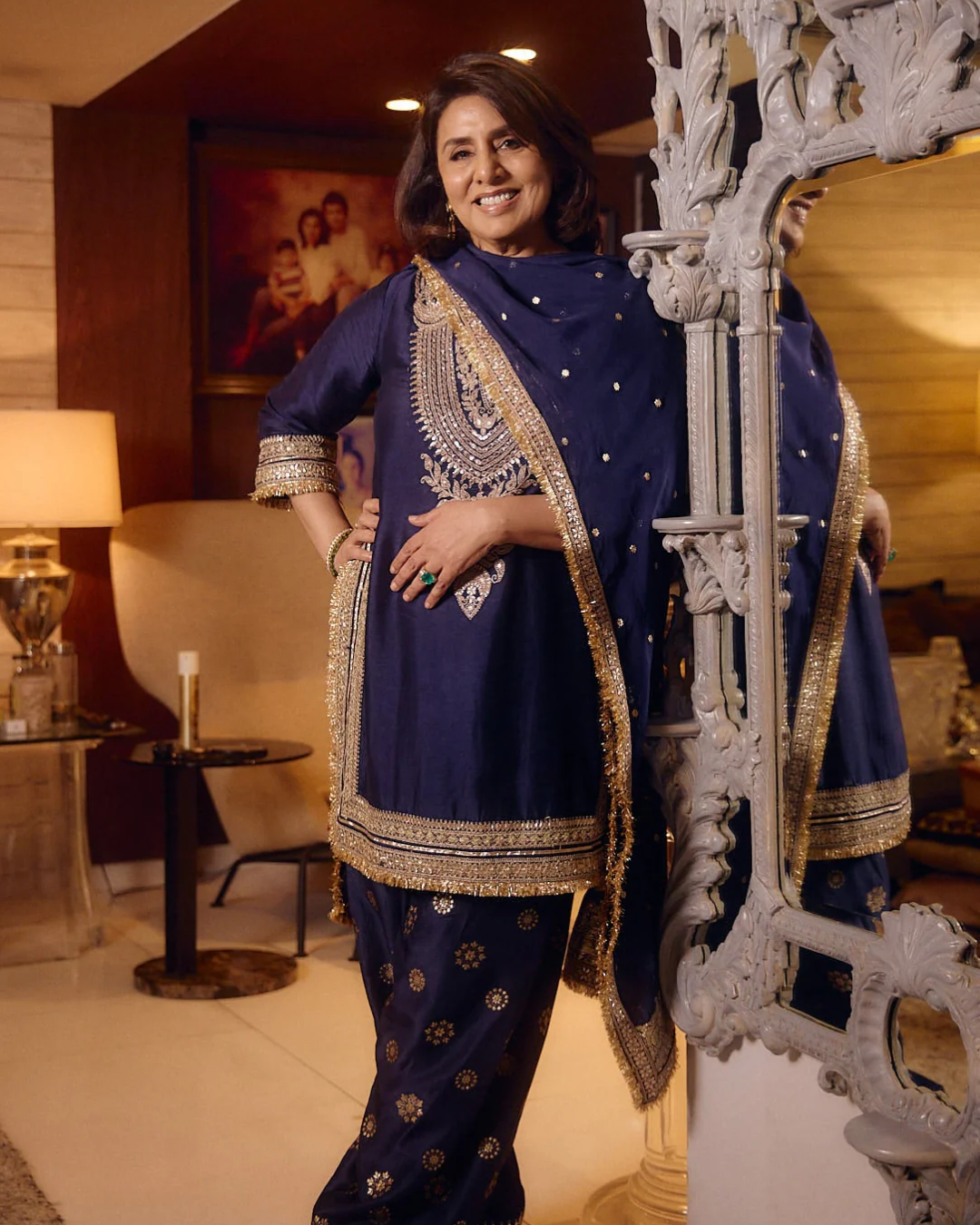 Gopi Vaid - Neetu Kapoor in Mahiz Farshi Set From Nizaam