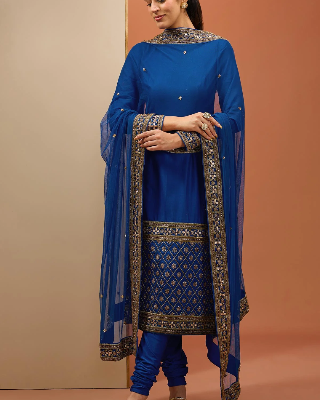Esha Koul - Blue Straight Kurta Set From Noor