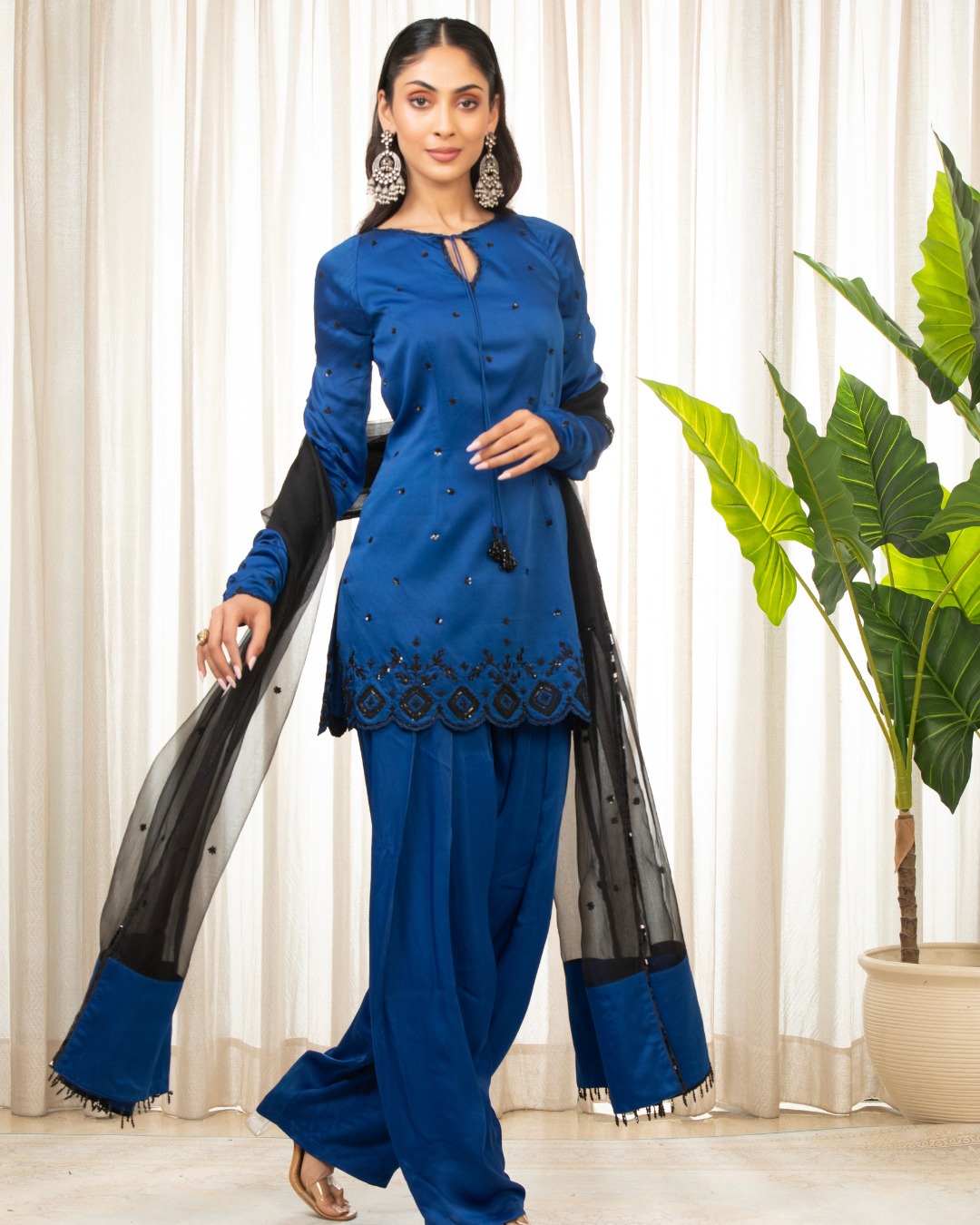 Esha Koul - Parisa Kurta Set