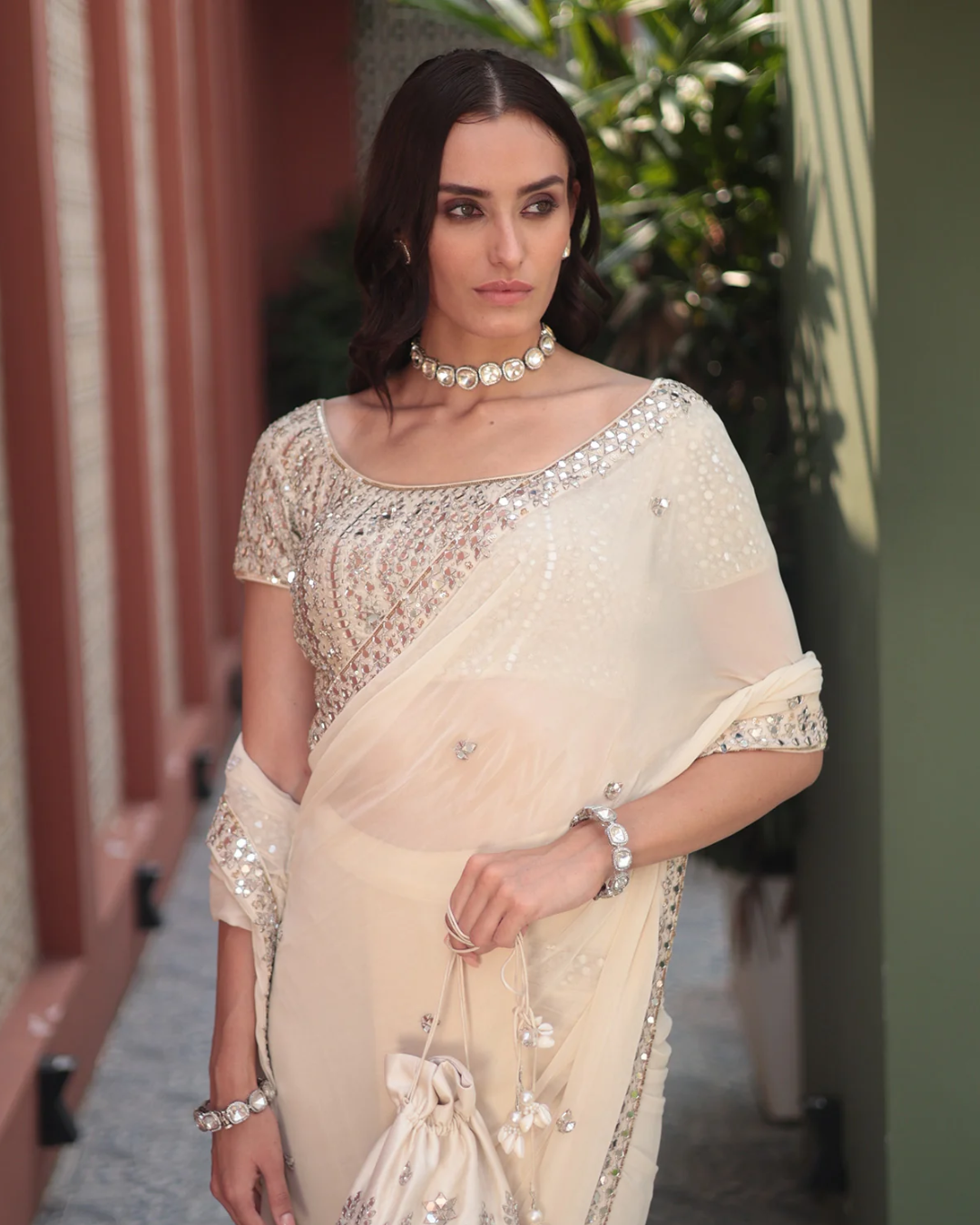 Esha Koul - Offwhite Saree From Mirror