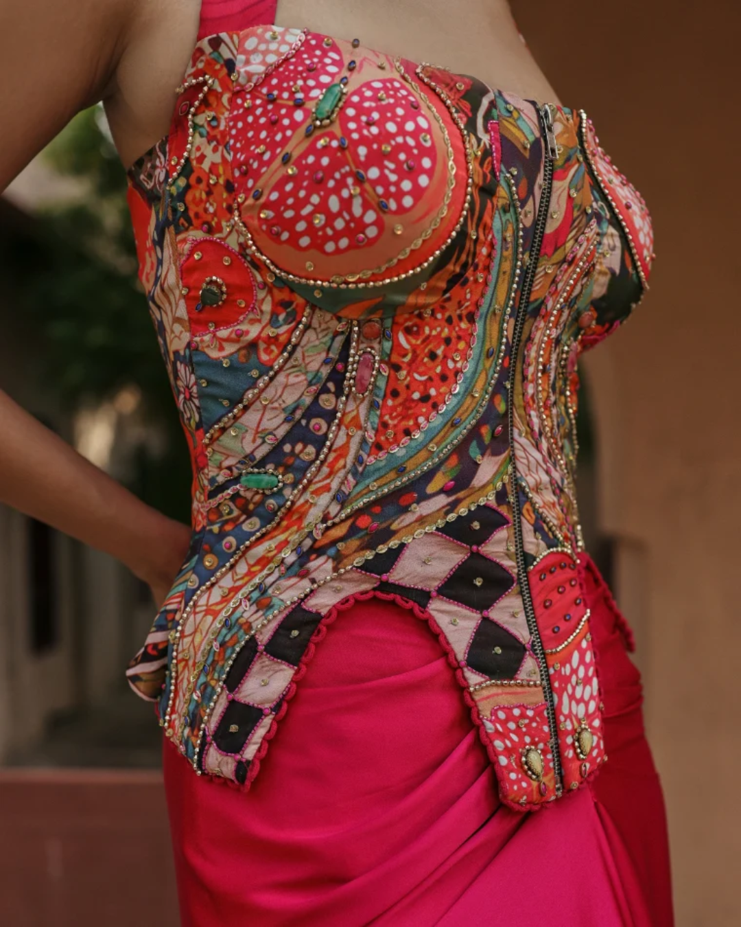 Label Moni K - Pomelle Gypsy From Naqsh