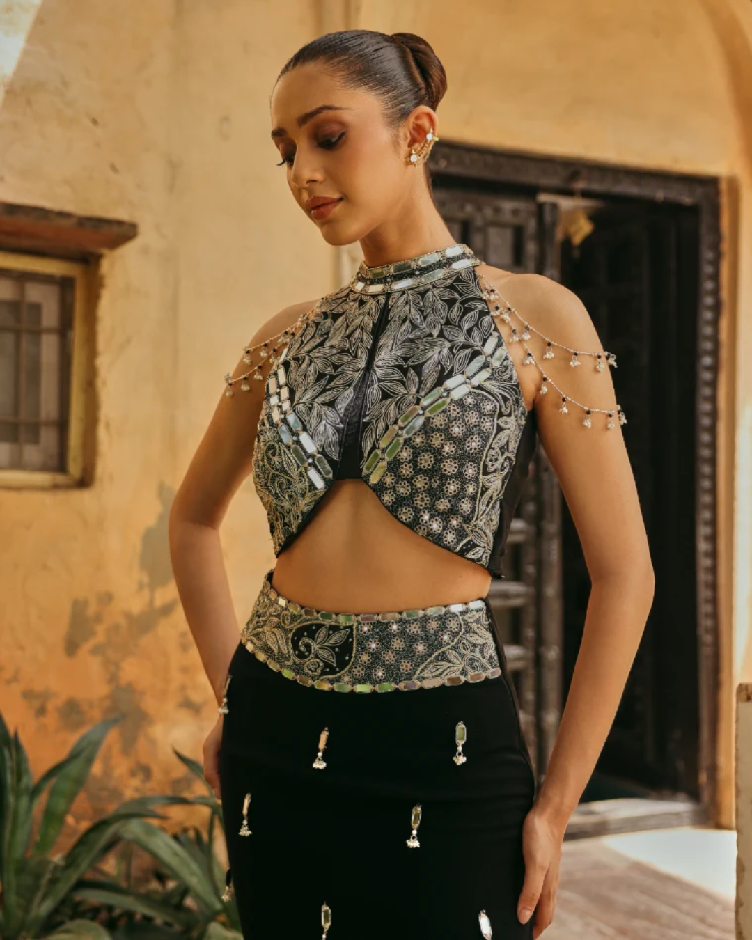 Label Moni K - Blackjack Skirt Set From Naqsh